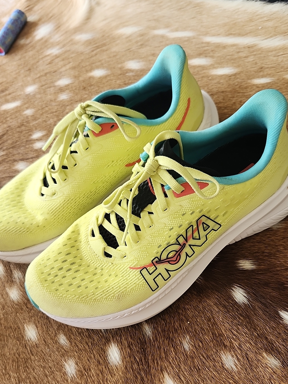 HOKA Mach 6 Women's Running Shoes - Yellow Teal Sz 7.5